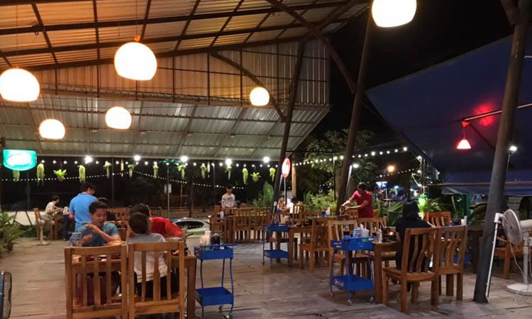 เรือนศศิธร