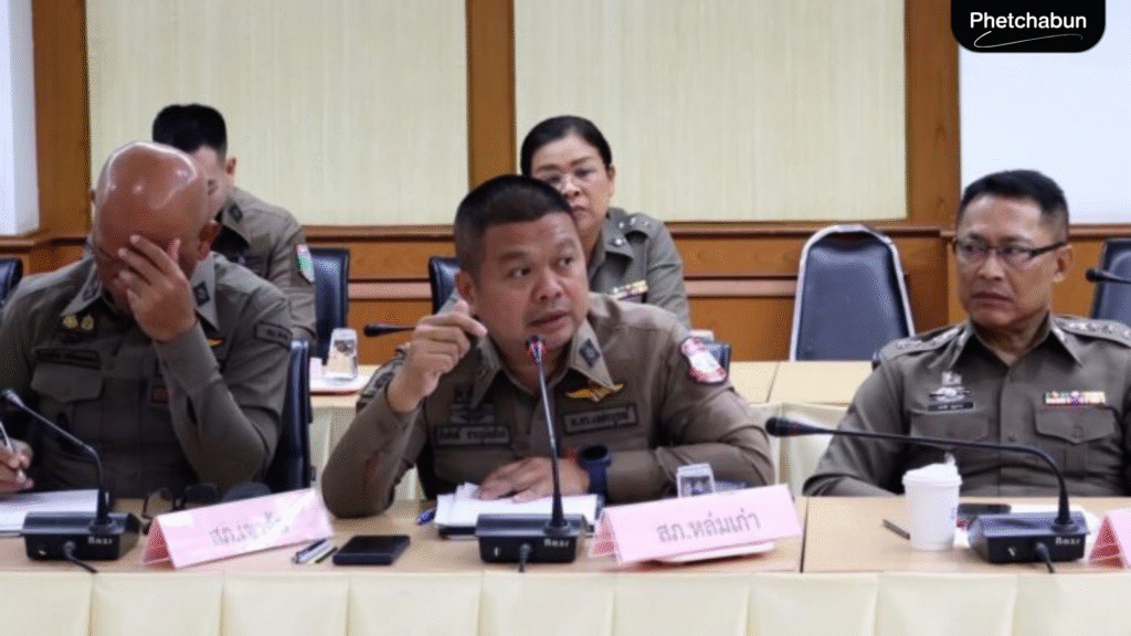 เพชรบูรณ์ประชุมเข้ม เตรียมมาตรการรองรับ “ทริปน้ำไม่อาบ” (3)