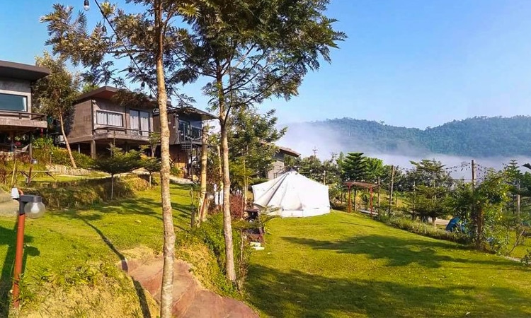 Bann Ton Kho Resort & Restaurant (บ้านต้นค้อ รีสอร์ท)