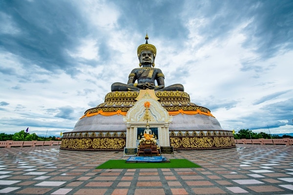 ศาสนสถานสำคัญสำหรับชาวจังหวัดเพชรบูรณ์